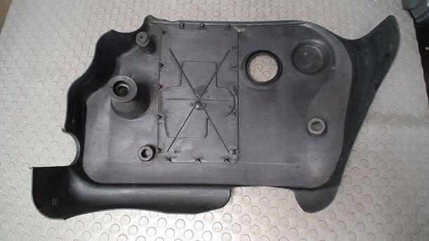 Foto: MOTORABDECKUNG ATJ eines VW Passat Variant 1.9 TDI Style