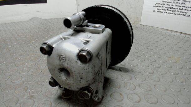 Foto: PUMPE SERVOLENKUNG eines BMW 318i Style