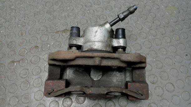 Foto: BREMSSATTEL VORNE LINKS eines BMW 318i Style