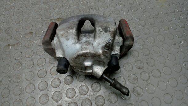 Foto: BREMSSATTEL VORNE LINKS eines BMW 318i Style