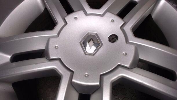 Foto: ALUFELGE 7X17 ET50 eines Renault Laguna Grandtour 2.0 dCi Style