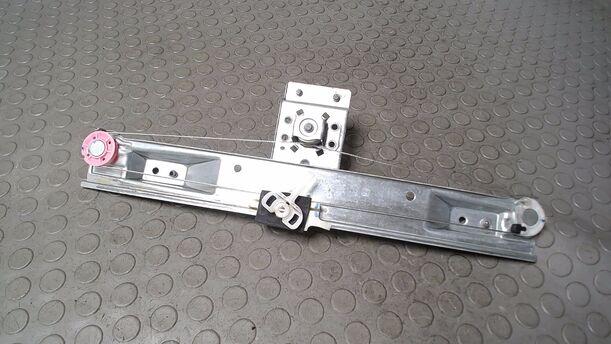 Foto: FENSTERHEBER MECHANISCH HINTEN RECHTS eines Opel Corsa 1.4 16V Style