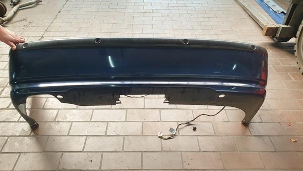 Foto: STOSSFÄNGER / STOßSTANGE HINTEN eines BMW 316i Style