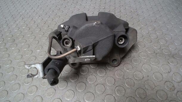 Foto: BREMSSATTEL VORN RECHTS eines VW Passat Variant 1.9 TDI Style