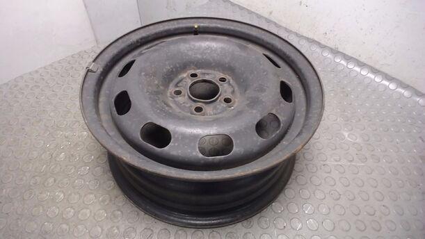 Foto: STAHLFELGE 6X15 ET38 eines VW Golf 1.6 Automatik Style