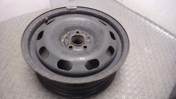 Foto: STAHLFELGE 6X15 ET38 eines VW Golf 1.6 Automatik Style