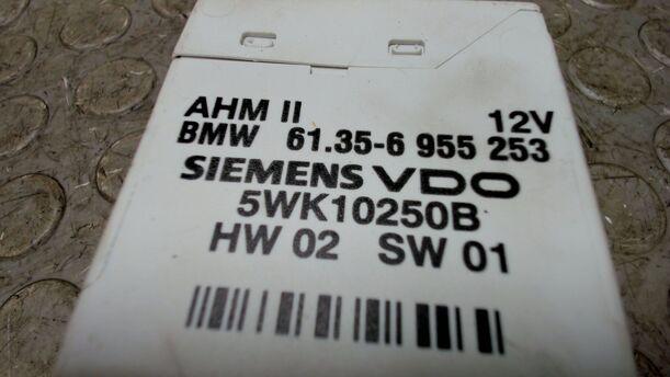 Foto: STEUERGERÄT ANHÄNGERKUPPLUNG eines BMW 316i Style