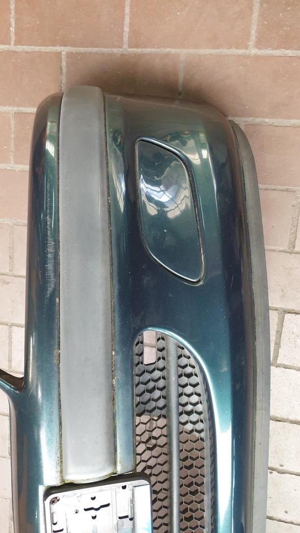 Foto: STOSSFÄNGER / STOSSSTANGE  VORN eines Peugeot 106 Style
