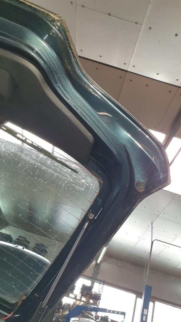 Foto: HECKKLAPPE eines Peugeot 106 Style