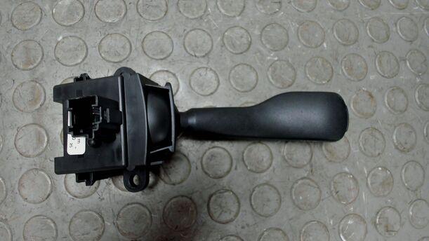 Foto: BLINKERSCHALTER / KOMBISCHALTER eines BMW 316i Style