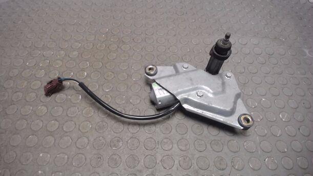 Foto: SCHEIBENWISCHERMOTOR HINTEN eines Peugeot 106 Style