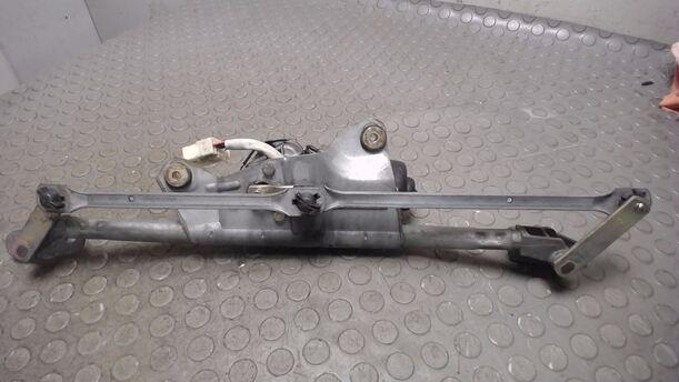 Foto: SCHEIBENWISCHERMOTOR VORNE eines Peugeot 106 Style