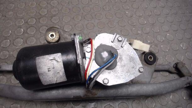 Foto: SCHEIBENWISCHERMOTOR VORNE eines Peugeot 106 Style