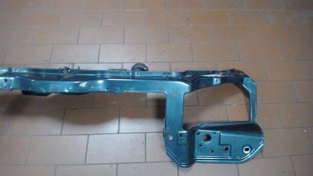 Foto: SCHLOSSTRÄGER eines Peugeot 106 Style