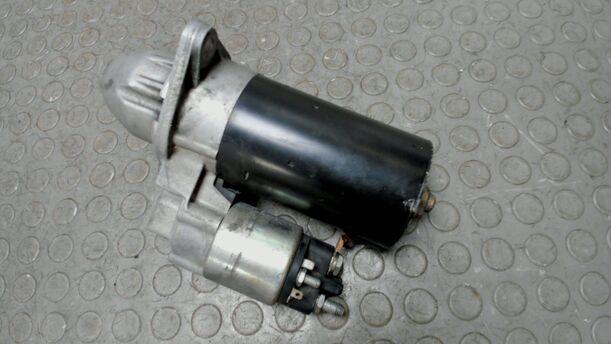 Foto: ANLASSER / STARTER eines BMW 316i Style
