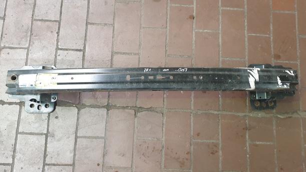 Foto: VERSTÄRKUNG VORNE eines Ford Fiesta 1.4 Style