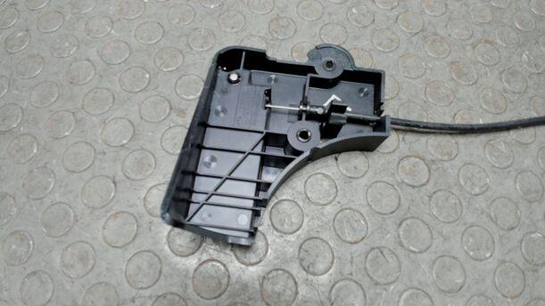 Foto: ENTRIEGELUNG / HEBEL RÜCKBANK LINKS eines BMW 316i Style