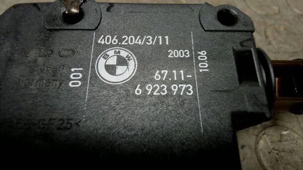 Foto: STELLMOTOR TANKKLAPPE eines BMW 316i Style