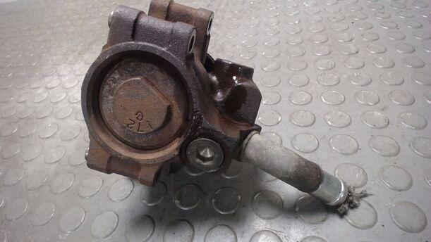 Foto: PUMPE SERVOLENKUNG / SERVOPUMPE eines Ford Fiesta 1.4 Style