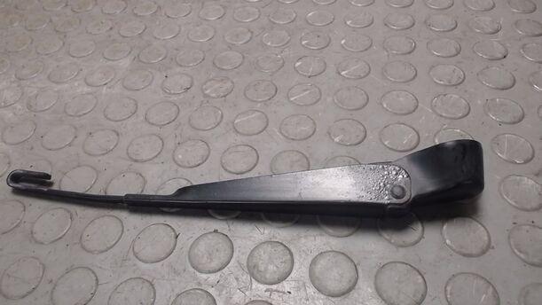 Foto: SCHEIBENWISCHERARM HINTEN eines Ford Fiesta 1.4 Style