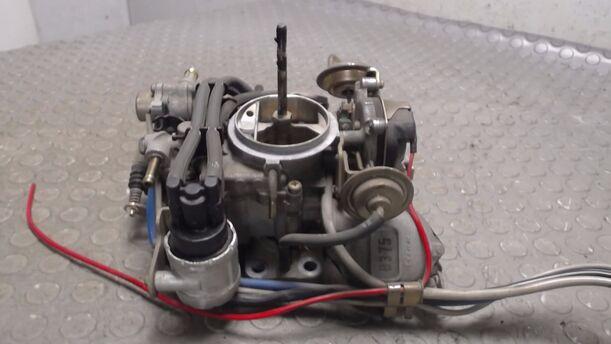 Foto: VERGASER eines Mazda 121 L