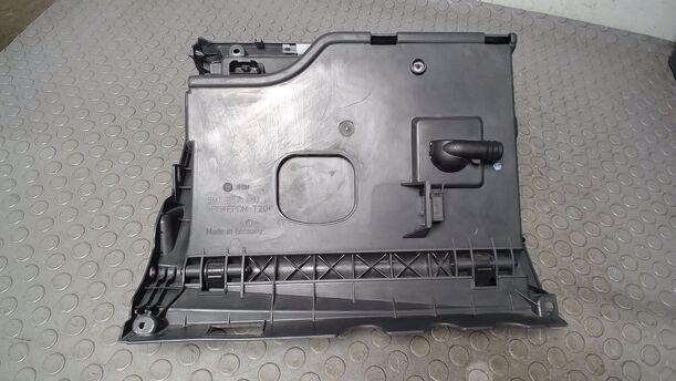 Foto: HANDSCHUHFACH eines VW Golf Plus 1.6 FSI L