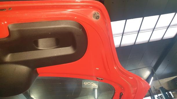 Foto: HECKKLAPPE/ HECKDECKEL eines Renault Twingo 1.2 L