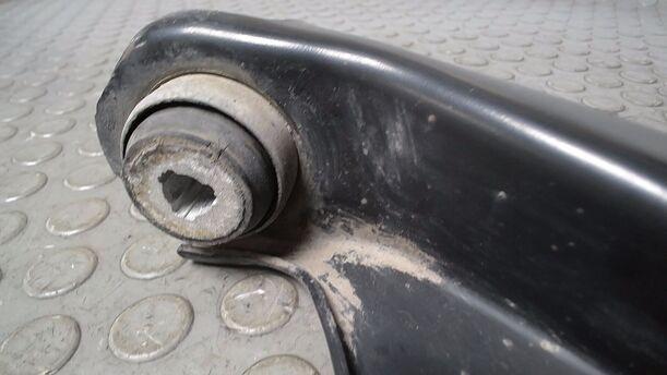 Foto: QUERLENKER VORN LINKS eines Renault Twingo 1.2 L