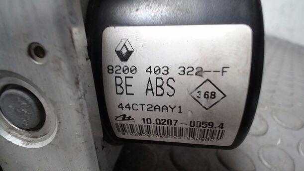 Foto: HAUPTBREMSAGGREGAT ABS eines Renault Twingo 1.2 L