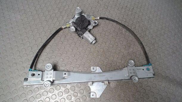 Foto: FENSTERHEBER ELEKTRISCH LINKS ( 2/3 TÜRER ) eines Renault Twingo 1.2 L