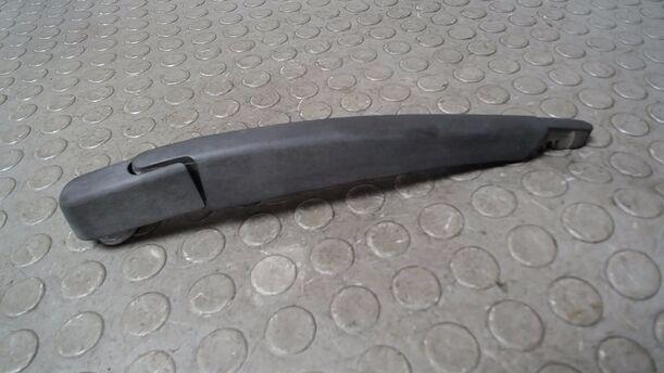Foto: SCHEIBENWISCHERARM HINTEN eines Renault Twingo 1.2 L