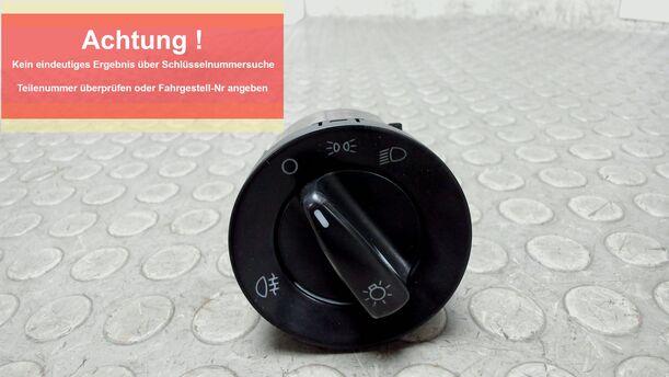 Foto: LICHTSCHALTER eines Skoda Fabia 1.2 HTP Combi L