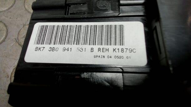 Foto: LICHTSCHALTER eines Skoda Fabia 1.2 HTP Combi L