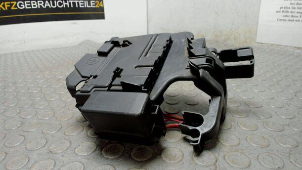 Foto: SICHERUNGSKASTEN BATTERIE eines Skoda Fabia 1.2 HTP Combi L