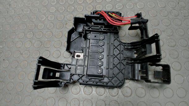 Foto: SICHERUNGSKASTEN BATTERIE eines Skoda Fabia 1.2 HTP Combi L