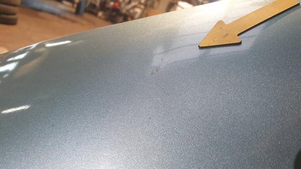 Foto: KOTFLÜGEL LINKS eines Mercedes-Benz A 200 CDI L