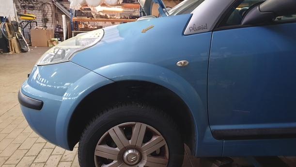 Foto: KOTFLÜGEL LINKS eines Citroen C3 Pluriel 1.4 L