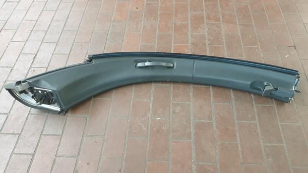 Foto: DACHRAHMEN LINKS eines Citroen C3 Pluriel 1.4 L