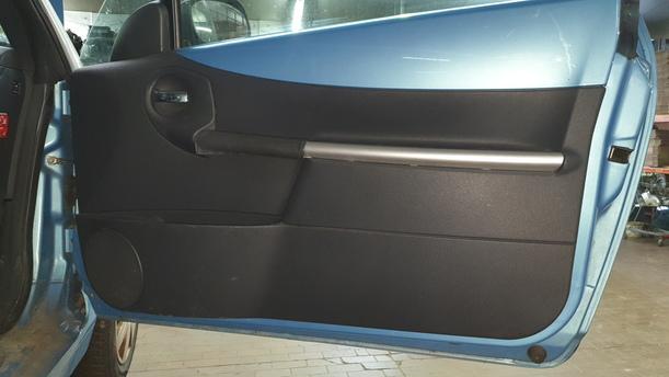 Foto: TÜR VORNE RECHTS ( PLURIEL ) eines Citroen C3 Pluriel 1.4 L
