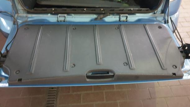 Foto: HECKDECKEL / HECKKLAPPE ( PLURIEL ) eines Citroen C3 Pluriel 1.4 L