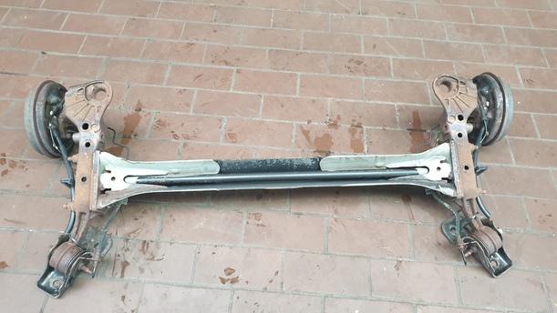 Foto: HINTERACHSE eines Citroen C3 Pluriel 1.4 L
