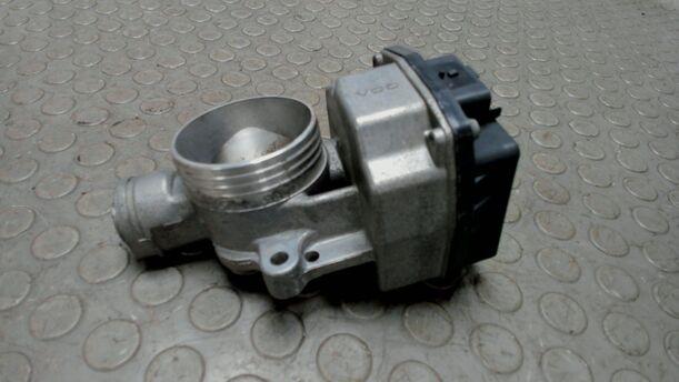 Foto: DROSSELKLAPPENSTUTZEN eines Citroen C3 Pluriel 1.4 L