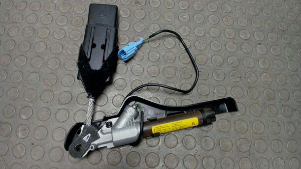 Foto: GURTSTRAFFER VORNE RECHTS eines Citroen C3 Pluriel 1.4 L