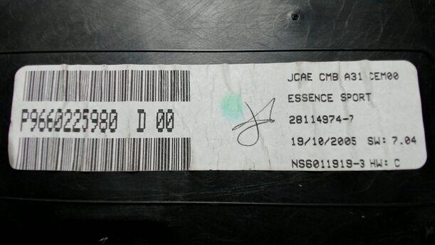 Foto: TACHOEINHEIT / KOMBIINSTRUMENT eines Citroen C3 Pluriel 1.4 L