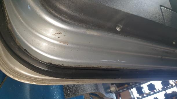 Foto: TÜR VORNE LINKS (2/3-TÜRER) eines VW Polo 1.4 TDI L