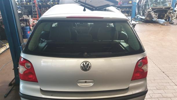 Foto: HECKKLAPPE / HECKDECKEL eines VW Polo 1.4 TDI L