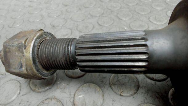 Foto: ANTRIEBSWELLE VORNE LINKS eines Citroen C3 Pluriel 1.4 L