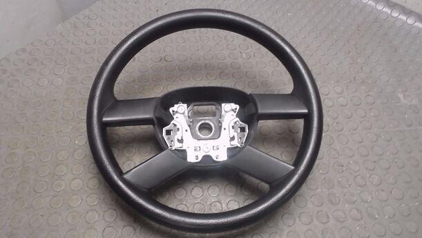 Foto: LENKRAD eines VW Polo 1.4 TDI L
