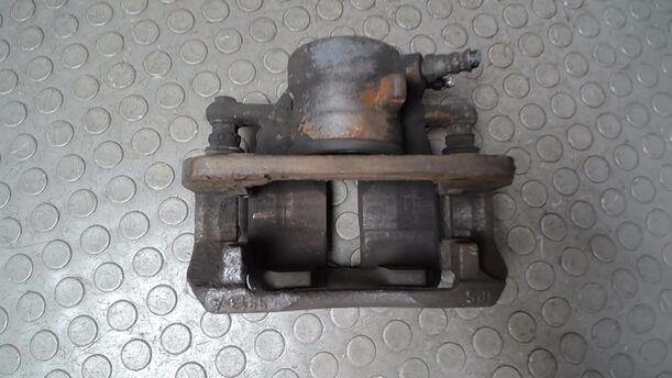 Foto: BREMSSATTEL VORN LINKS ( TRW ) eines Mercedes-Benz A 200 CDI L