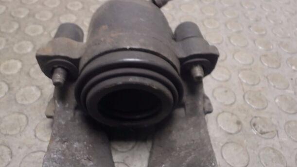 Foto: BREMSSATTEL VORNE RECHTS eines VW Polo 1.4 TDI L